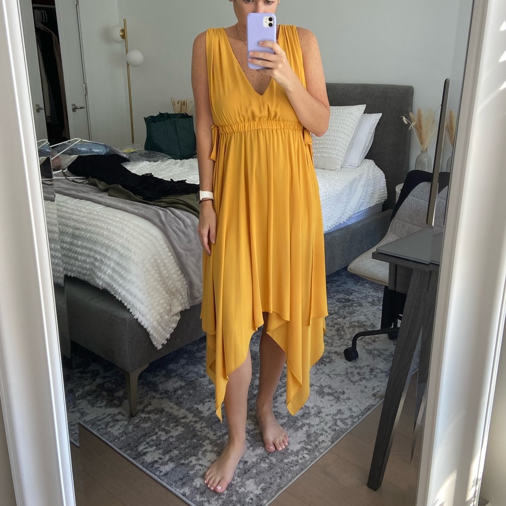 BCBG Gold Handkerchief Midi Dress! - Picture 4 of 5